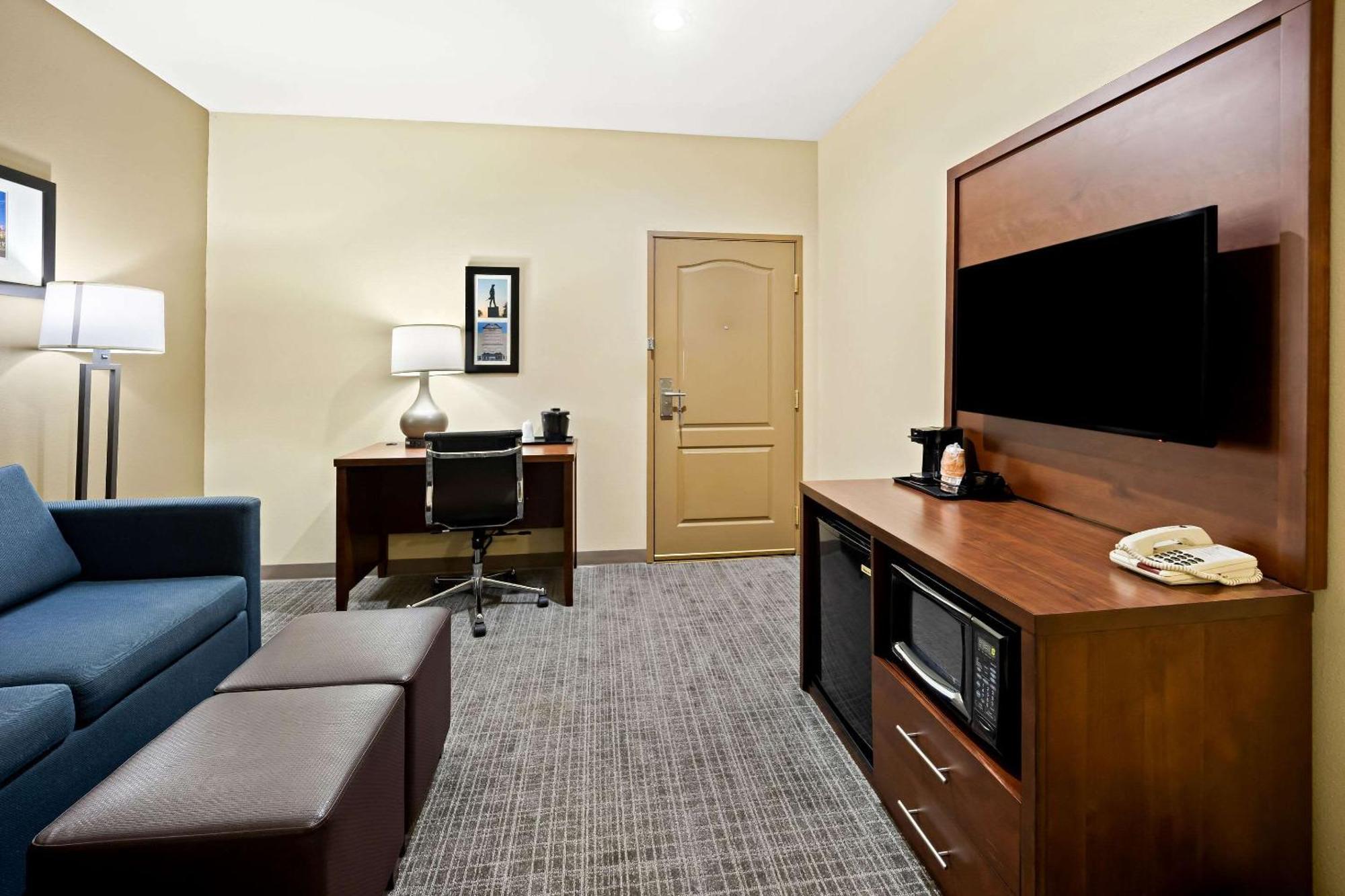 Comfort Inn & Suites High Point - Archdale Εξωτερικό φωτογραφία