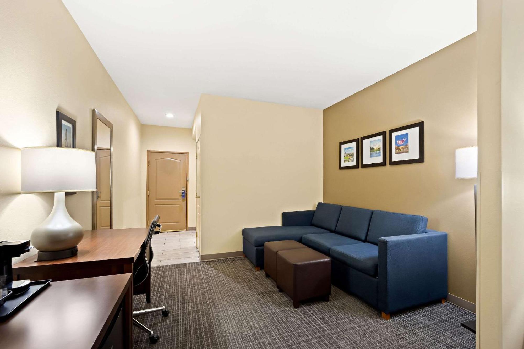 Comfort Inn & Suites High Point - Archdale Εξωτερικό φωτογραφία